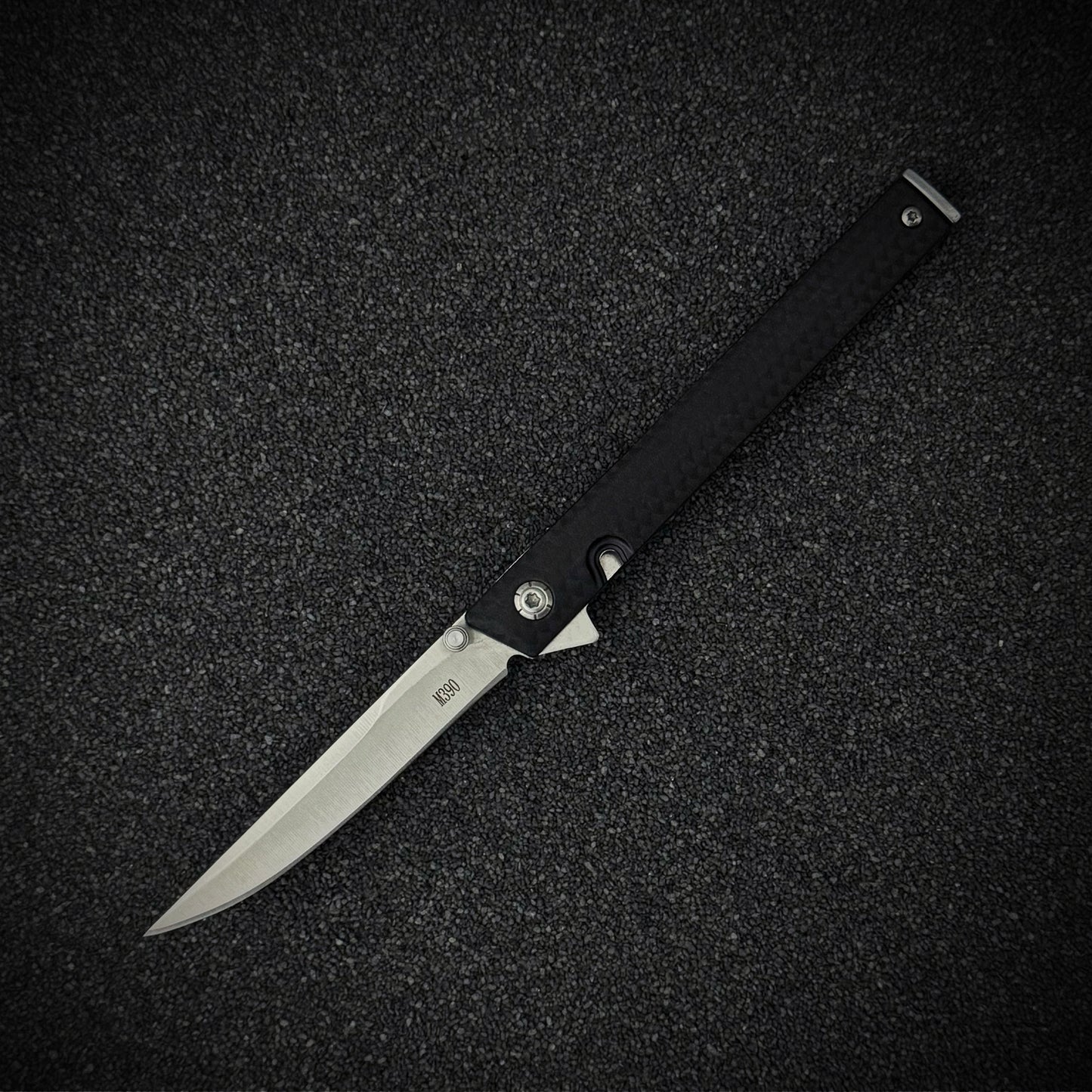 Midnight Elegance Knife | Sleek Design with Superior Precision