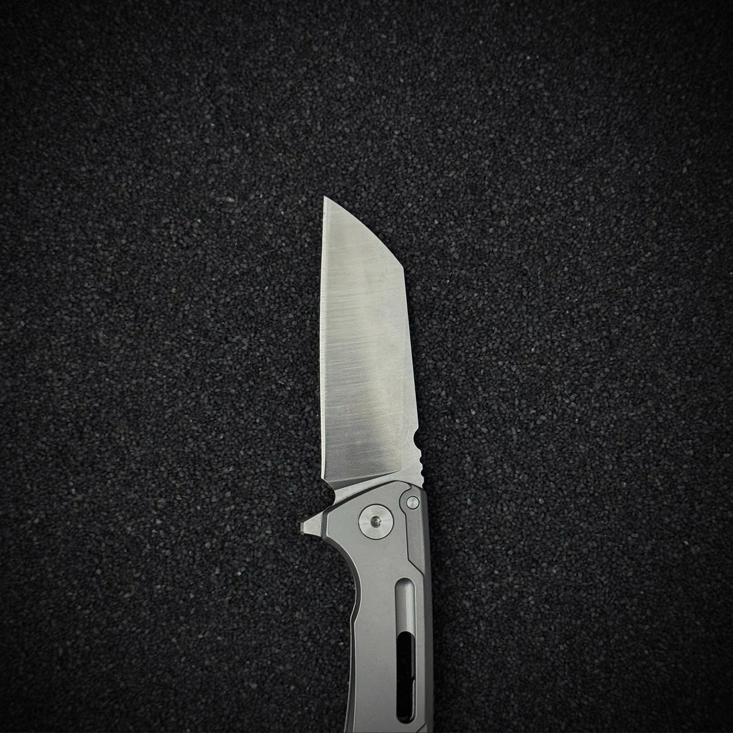 Steel Titan Knife | Durable Blade for Tactical and Outdoor Use