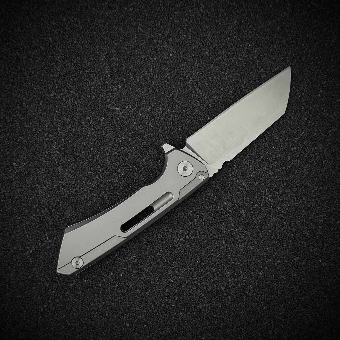 Steel Titan Knife | Durable Blade for Tactical and Outdoor Use