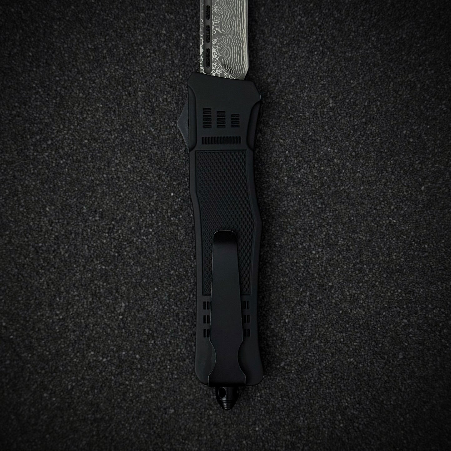 Damout Strike Knife | Power and Precision for Every Task