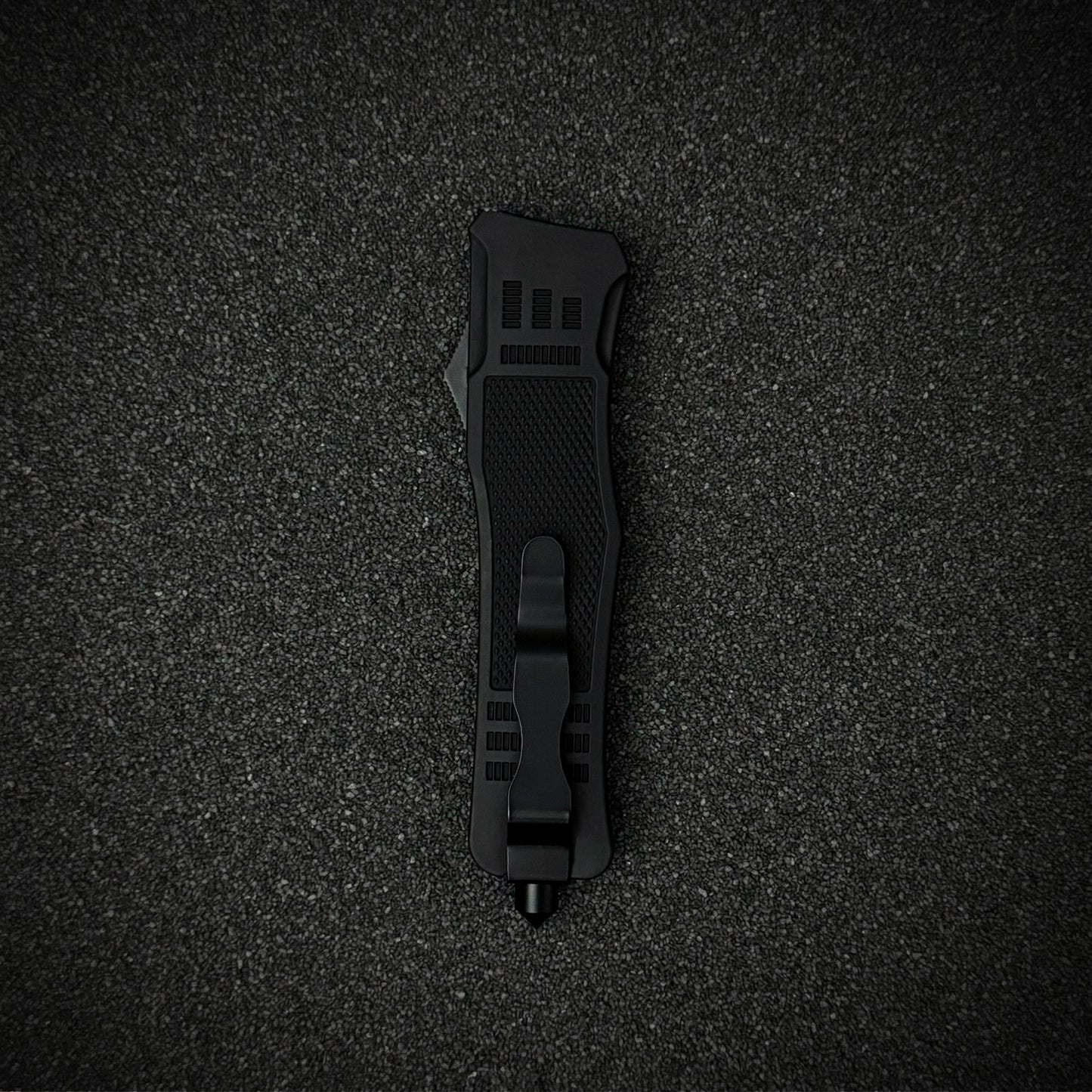 Blackout Strike Knife | Tactical Precision and Durability