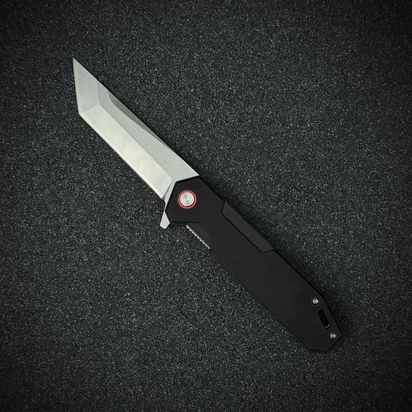 Tangora Knife | Compact Folding Blade
