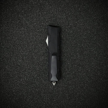 Liner Strike knife