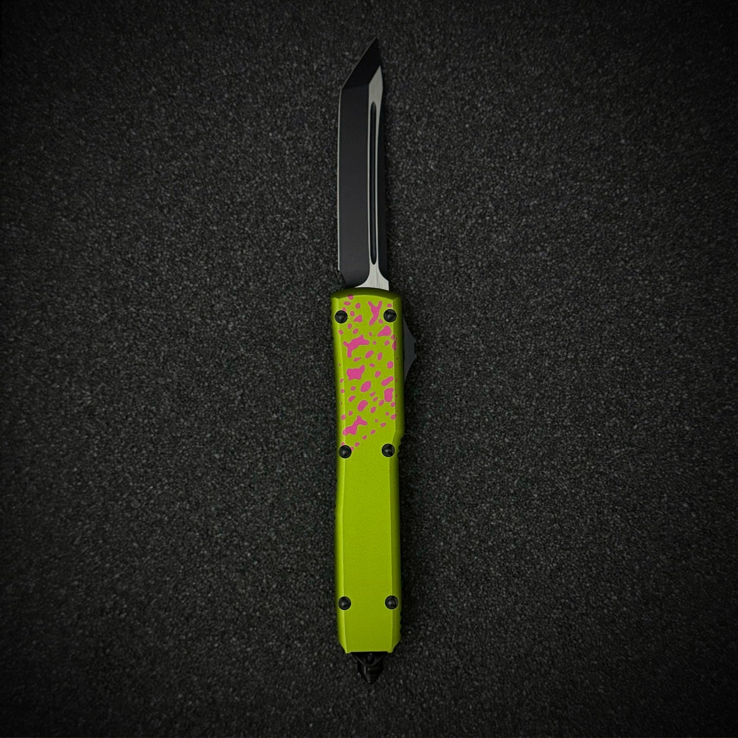 Tanto Point Zombie knife