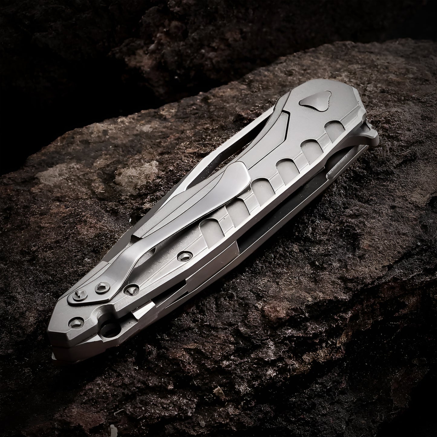 Stormhawk knife