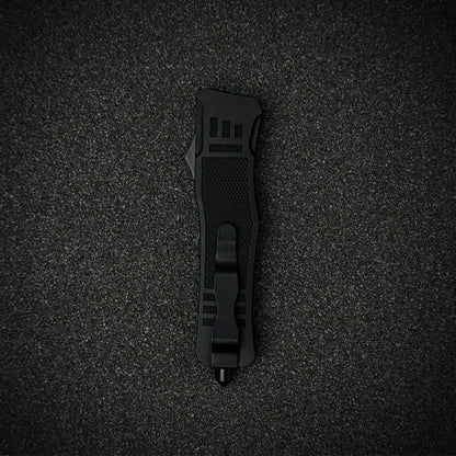 Blackout Strike knife