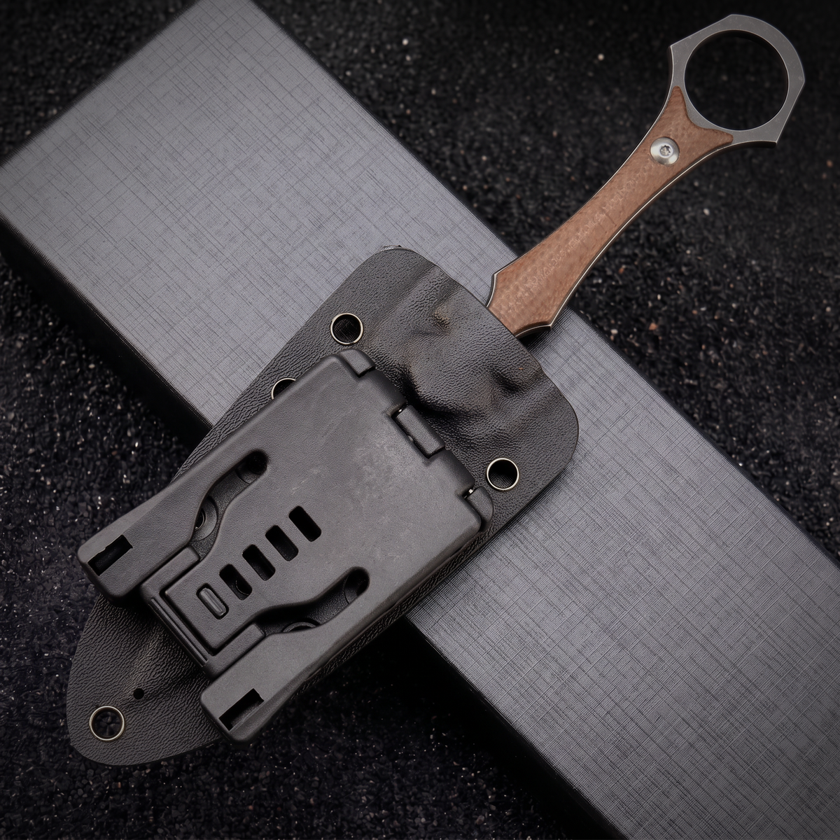 Phantom Fang knife – D2 Steel Fixed Blade Dagger