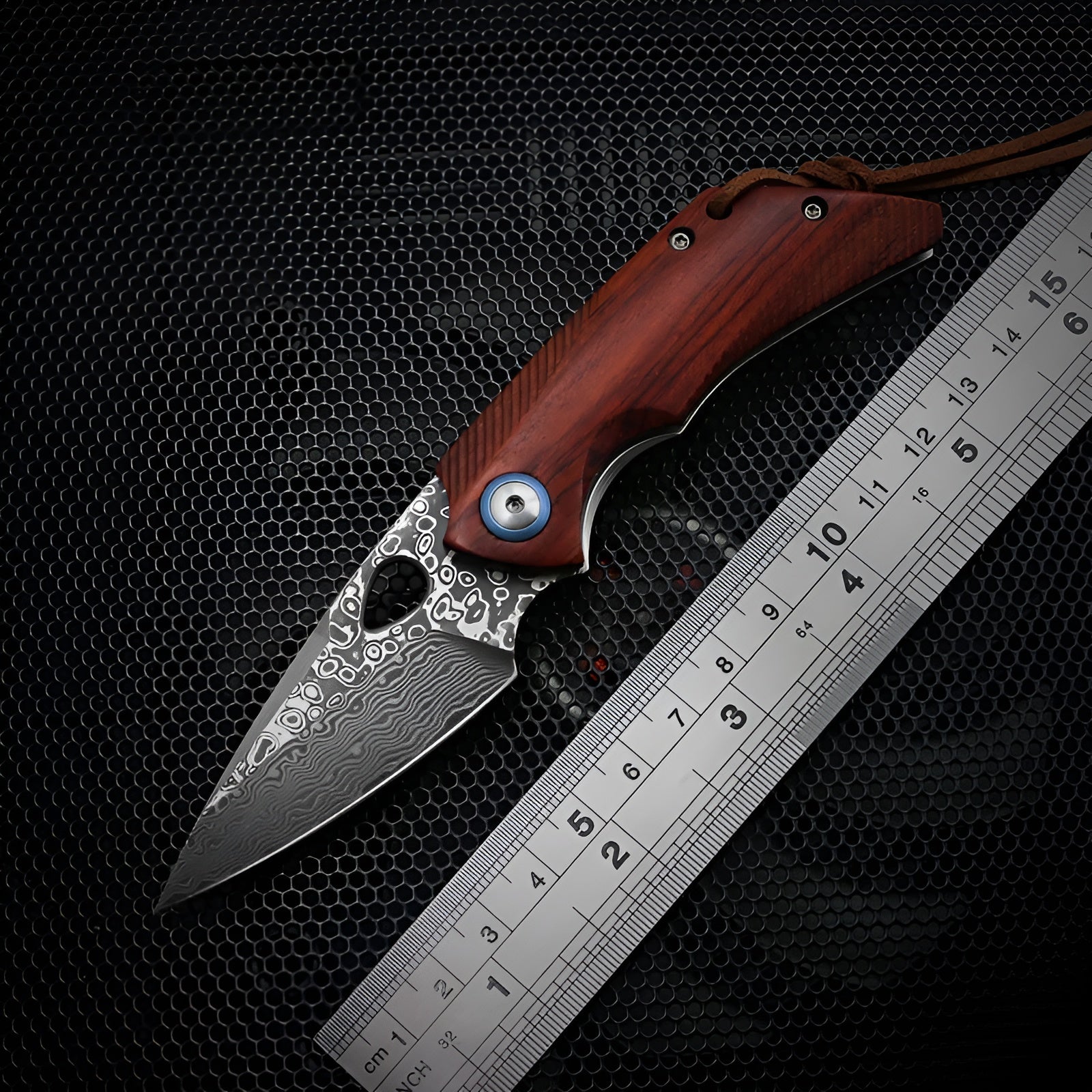 Red Razor Knife Redwood Razor Knife | Compact Elegance and Precision